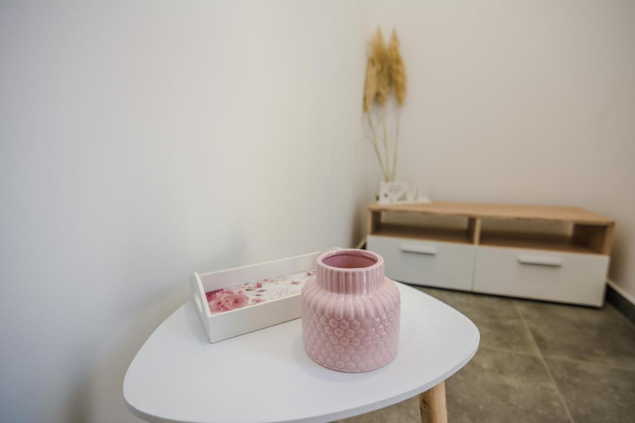 Lovely Apartment M&K In Peaceful Area - Zadar Luaran gambar