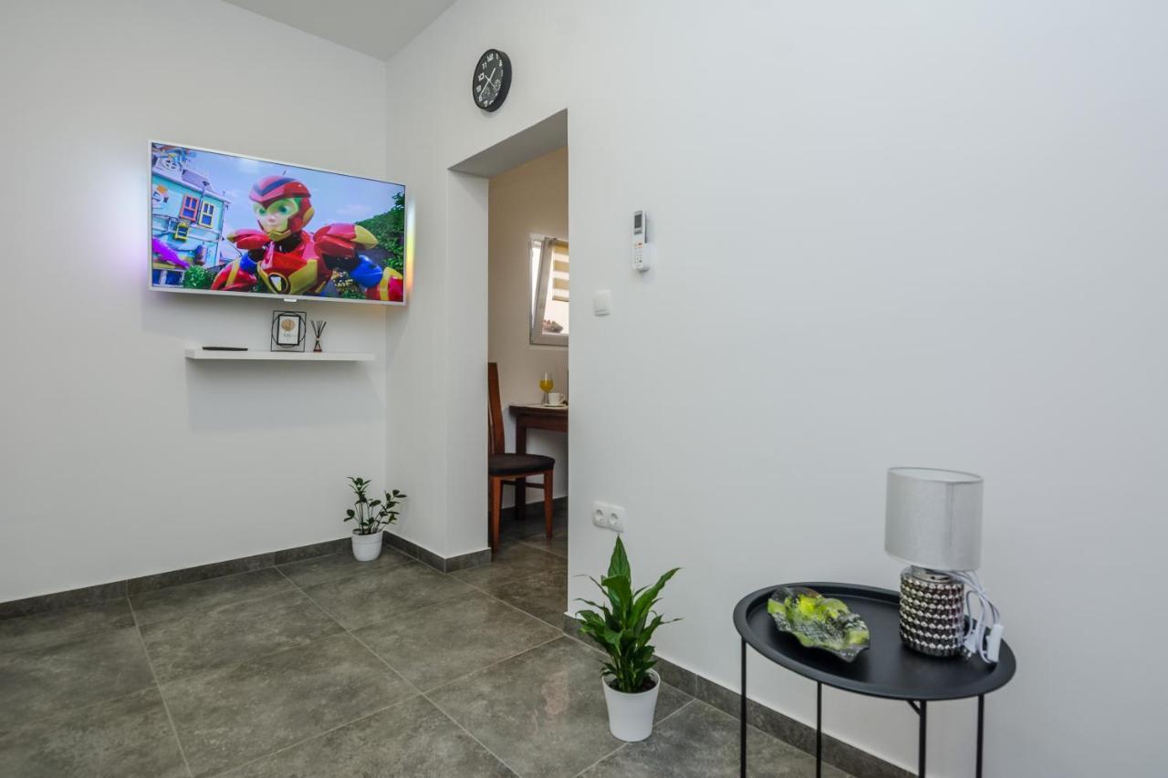 Lovely Apartment M&K In Peaceful Area - Zadar Luaran gambar